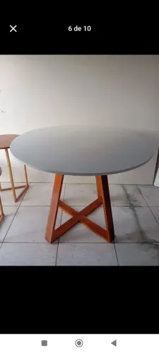 Mesas com pés entranssado para sala ou cozinha