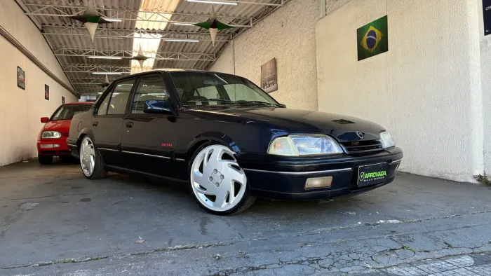 Chevrolet Monza GLS/ Hi-tech 2.0 EFI 2P E 4P 1995