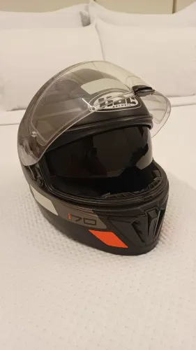 Capacete