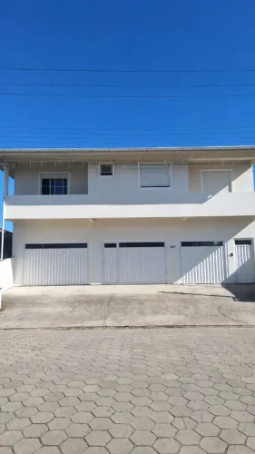 Casa com três quartos toda mobiliada Aluguel direto com o proprietário