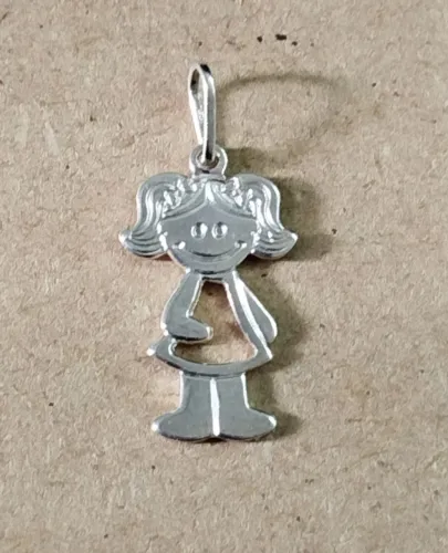 Pingente menina vazada de Prata 990