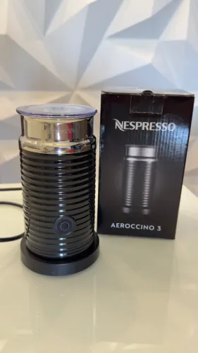 Aeroccino 3 Nespresso - Faz leite cremoso 