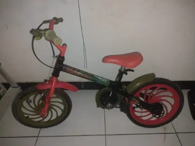 Bicicleta Infantil Caloi X-Rex - Perfeita para Crianças de 5 a 6 Anos!
