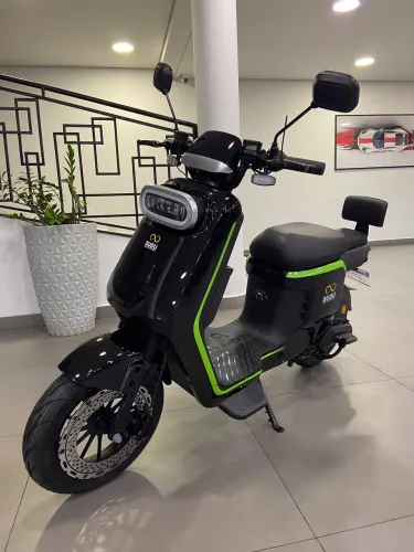 Scooter eletrica A4 sudu