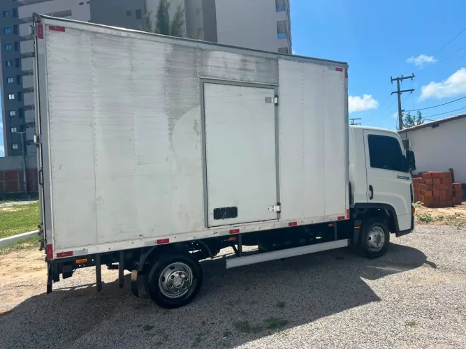 Delivery Express+ 2022 Baú Fachini 4,20m