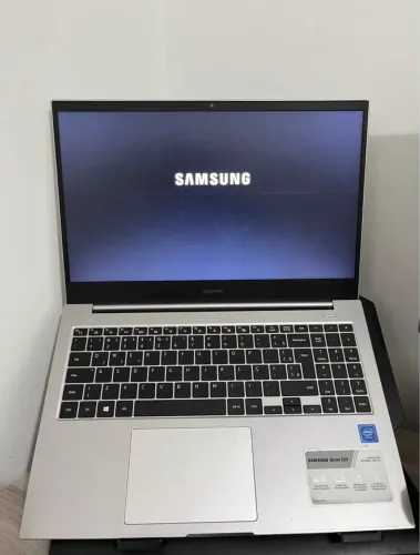 Notebook Samsung Book E20 c/ SSD 128gb