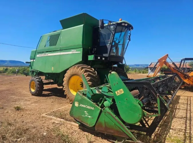 Colhedeira 1550