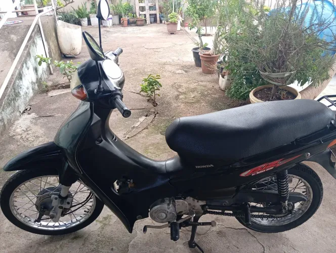 Honda Bis 100 /KS/ ano 2005