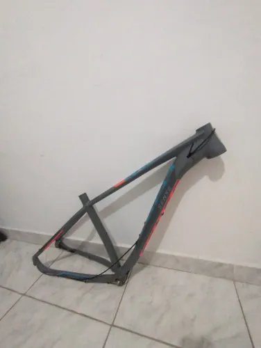 VENDO QUADRO SENSE TAPERED