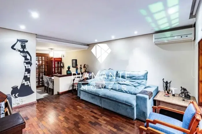 CASA EM CONDOMÍNIO 2D + SÓTÃO, 1 VAGA IPANEMA