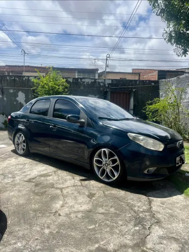 Fiat Grand Siena Attrac. 1.4 EVO F.flex 8V 2013