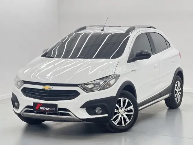 Chevrolet Onix Activ 1.4 8V Flex Mec. 4P 2018