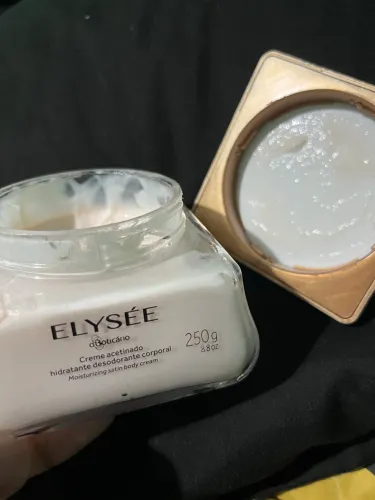 Creme Elysée Usado em estado de novo