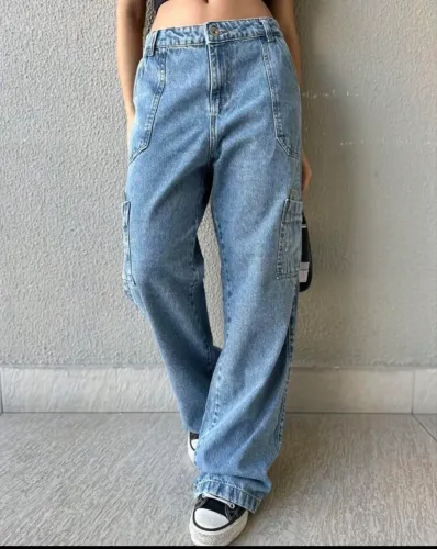 Calça jeans cargo
