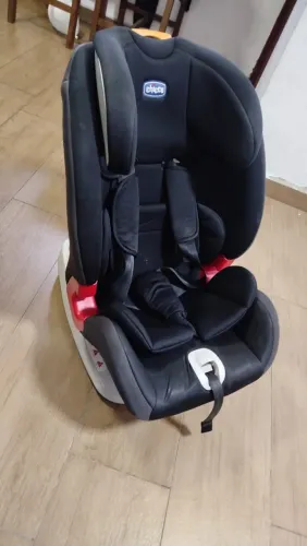 cadeira para auto Chicco Youniverse Fix na cor preta