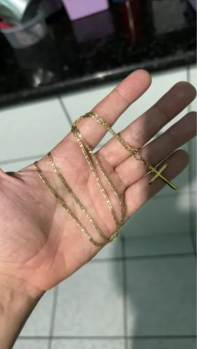 Colar de ouro
