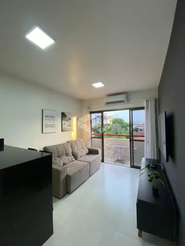 Apartamento de Dois Dormitorios na Praia de Canasvieiras a 450 metros do Mar e Florianopol