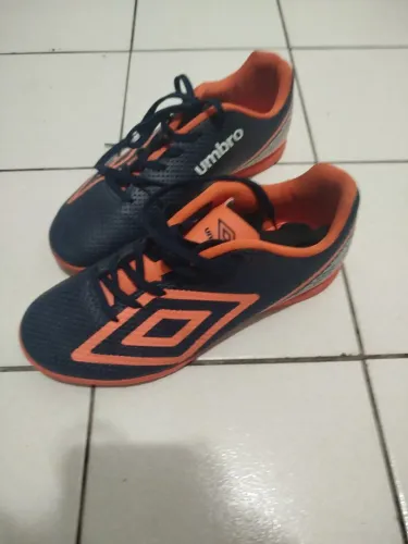 Chuteira da umbro