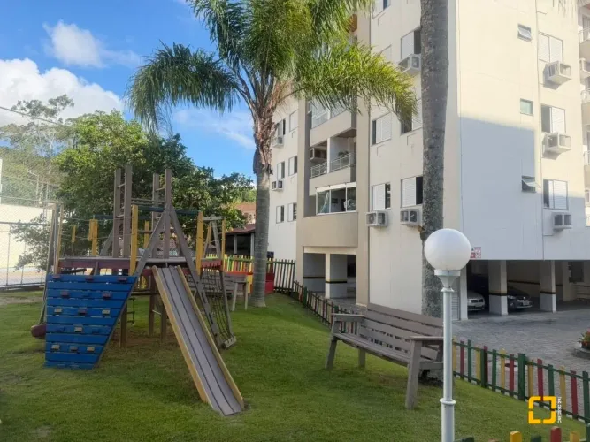 Apartamento 3 quartos com 74mts privativos,no Itacorubi,garagem e lazer