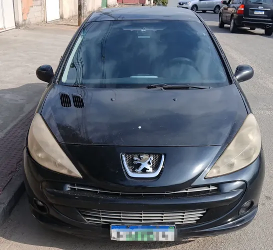 Peugeot 207 Sed. Passion XR Sport 1.4 Flex 8V 4P 2013