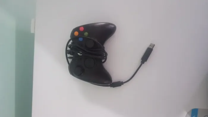 Vendo Xbox 360, ou troco por um Xbox one