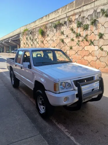 Mitsubishi L200 GL 2.5 4X4 CD Diesel 2005