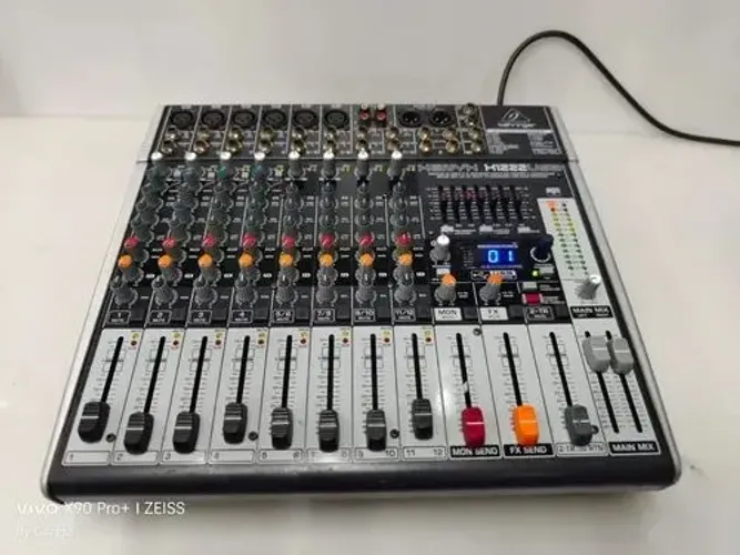 MESA DE SOM BEHRINGER 8 CANAIS XENIX X1222 USB