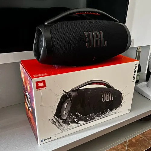JBL bombox 3
