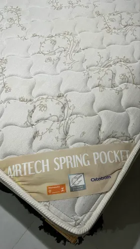 Colchão Ortobon e Box Baú 