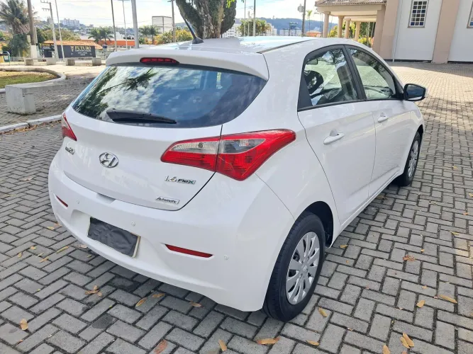 Hyundai HB20 C.style/c.plus 1.6 Flex 16V Aut. 2015