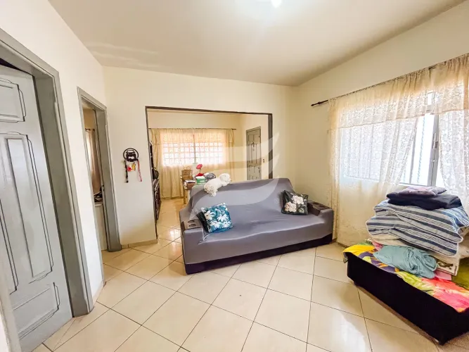 Casa com 3 quartos, sendo uma suíte, no Bairro Jardim Nova Yorque, Araçatuba/SP