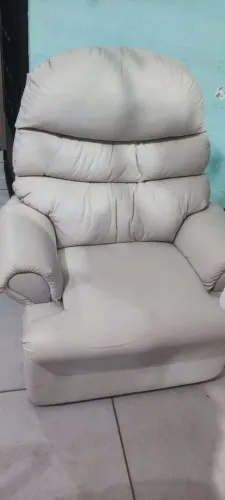 Poltrona reclinável
