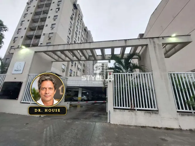 Apartamento Pronto para Morar em Cascadura com Varanda e Móveis Planejados! M29H
