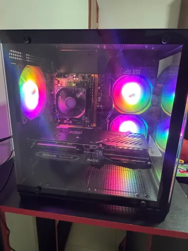 PC Gamer Ryzen 5 5500 + RX 7600 8GB + 16GB RAM + Kit Gamer | 1 Semana de Uso