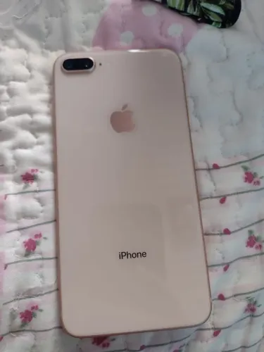 Celular iPhone 8plus