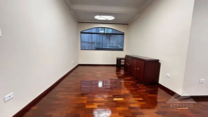 Sobrado com 4 dormitórios para alugar, 200 m² por R$ 4.000,00/mês - Vila Augusto - Mauá/SP