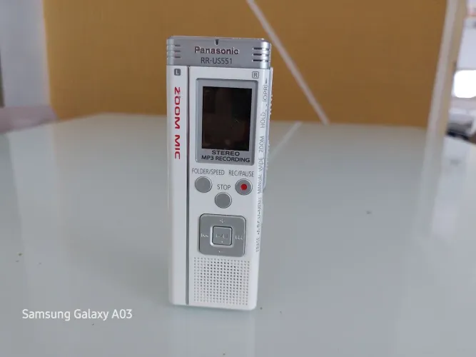 Gravador de voz portátil Panasonic [sem teste].