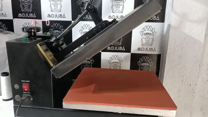 Prensa térmica 38x38 220volts