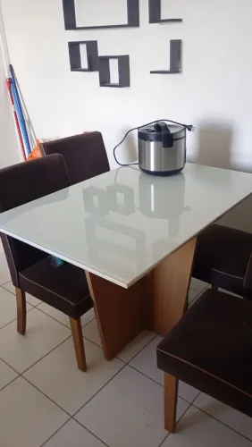 Vende se Mesa