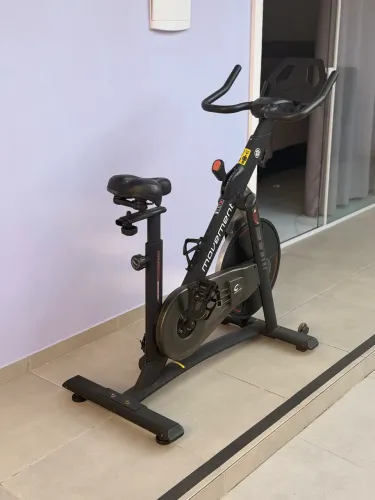 Bicicleta Spinning Movement C5 Indoor Cycle - Magnética