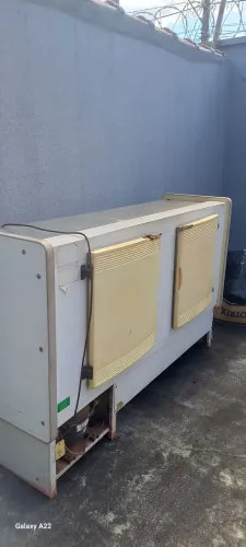 Balcão expositor gelopar com regulagem de temperatura.