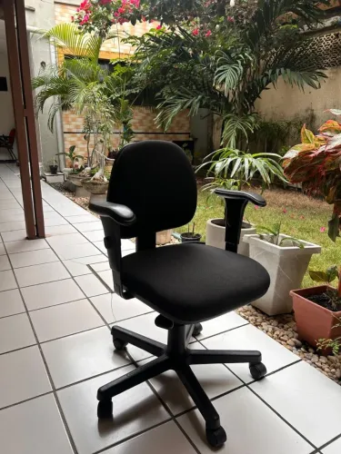 Cadeira de Escritório Flexform Ergonômica com Braços Reguláveis