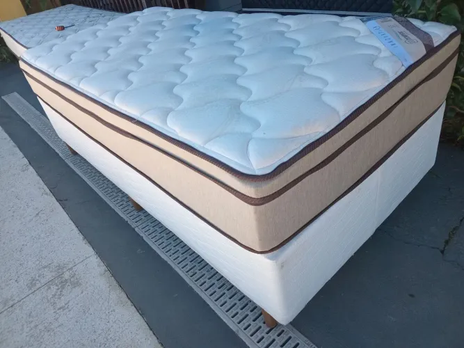 Cama box Castor 2,00 x 1,00cm,semi nova.(Entrego).