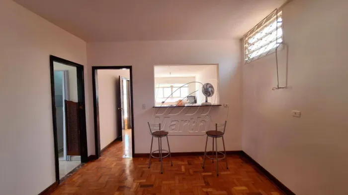 Casa com 3 dormitórios para alugar, 192 m² por R$ 4.062,27/mês - Vila Independência - Pira