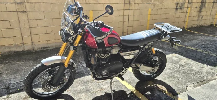 Scrambler 1200XE moto muito nova