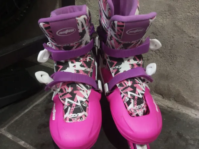 Patins Feminino tamanho 37 