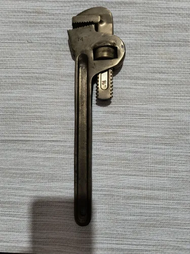 chave grifo  14  bronze antifaiscante