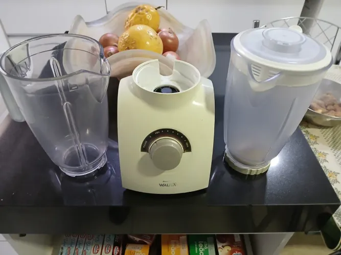 Liquidificador Philips Walita com 2 Copos - Funcionando