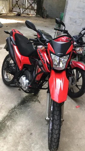 VENDO BROSS 160 pra sair rápido