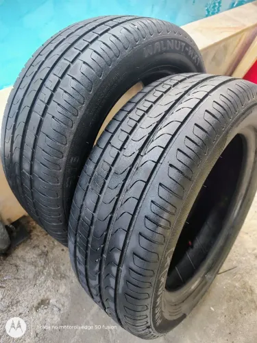 Vendo 02 pneus Remold da marca Piremax. 205/55/15